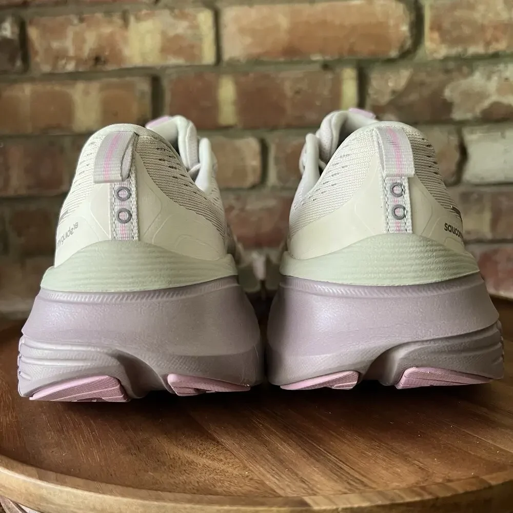 Saucony Guide 18 Cushioned Women Size 9 Cream Lavender Running Shoes Sneakers